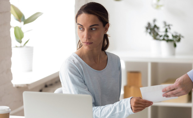 מעילה, שוחד, עבריינות תעסוקתית (צילום:  fizkes, shutterstock)