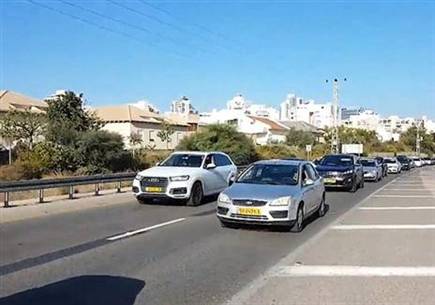 מידי שנה נגרם נזק של עשרות מילארדי שקלים למשק הישראלי בגלל הפקקים (צילום: ספורט 5)
