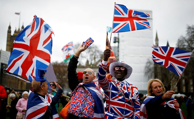 חגיגות עזיבת האיחוד האירופי בכיכר הפרלמנט בלונדון (צילום: רויטרס, רויטרס_)