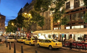 מונית בבודפשט (צילום:  Tupungato, shutterstock)