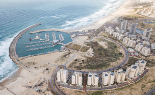 צילום אווירי של קו החוף של אשדוד (צילום: LightField Studios, shutterstock)