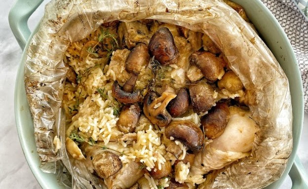עוף עם אורז ופטריות (צילום: רון יוחננוב, mako אוכל)