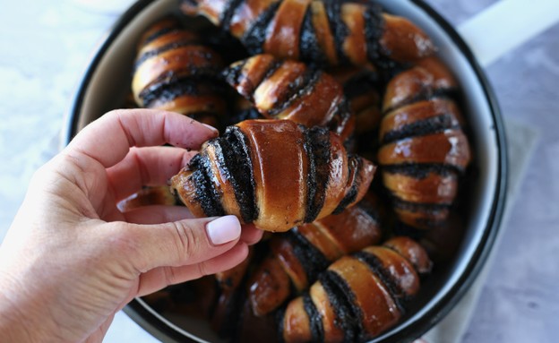 רוגלך שוקולד קלאסיים - מלמעלה