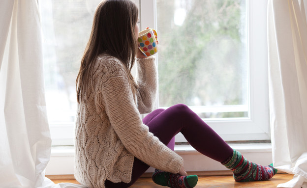 אישה בחורף אישה בחורף