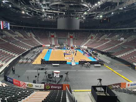 האולם בפולין צפוי להיות מלא (צילום: ספורט 5)