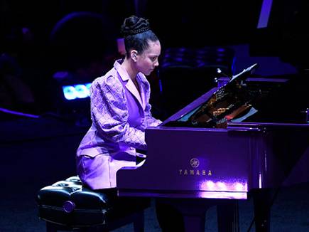 אלישיה קיז ריגשה (getty)