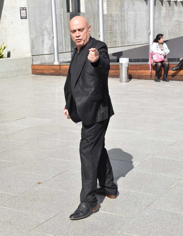 אייל ברקוביץ' בבית משפט, פברואר 2020 (צילום: צ'ינו פפראצי)