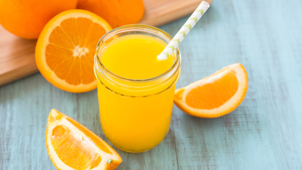 מיץ תפוזים (צילום: Carol Mellema, Shutterstock)