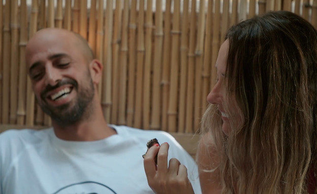 הבית המשותף: בוקר טוב עם רוני ונעם 