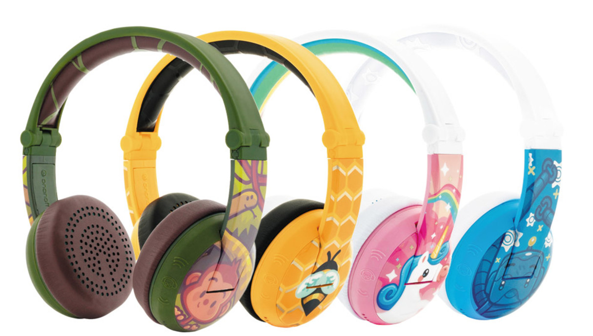 אוזניות BuddyPhones המגבילות השומרות על אוזני הילד