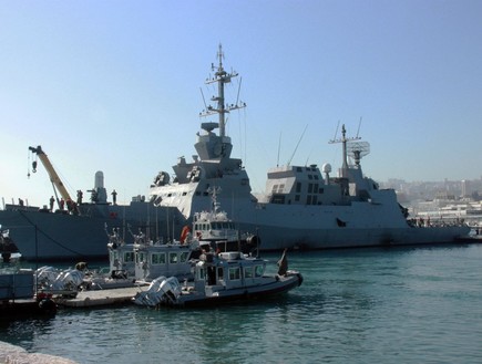 ספינת חיל הים (צילום: שי לוי)