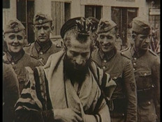 יהודי דתי וחיילים נאציים (צילום: אור גץ, חדשות)