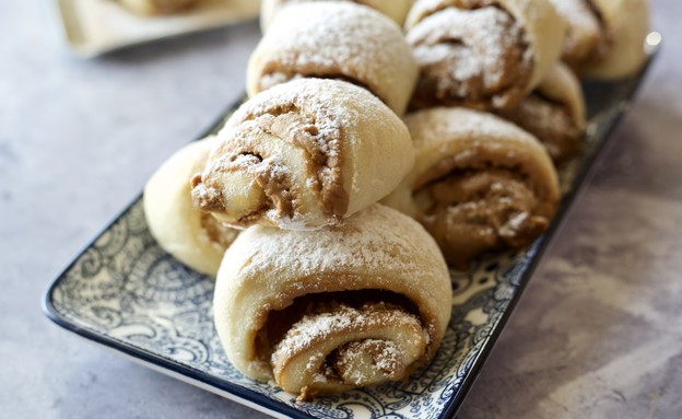 רוזלך מוגשים רוזלך מוגשים