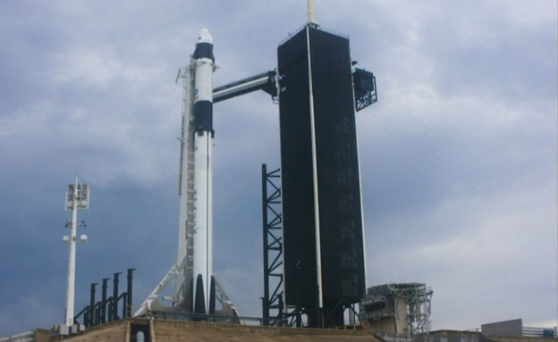 הכנות לשיגור חללית פרטית בארה"ב (צילום: רויטרס_)
