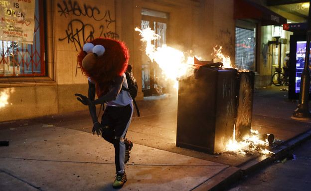 מהומות בפילדלפיה (צילום: ap)