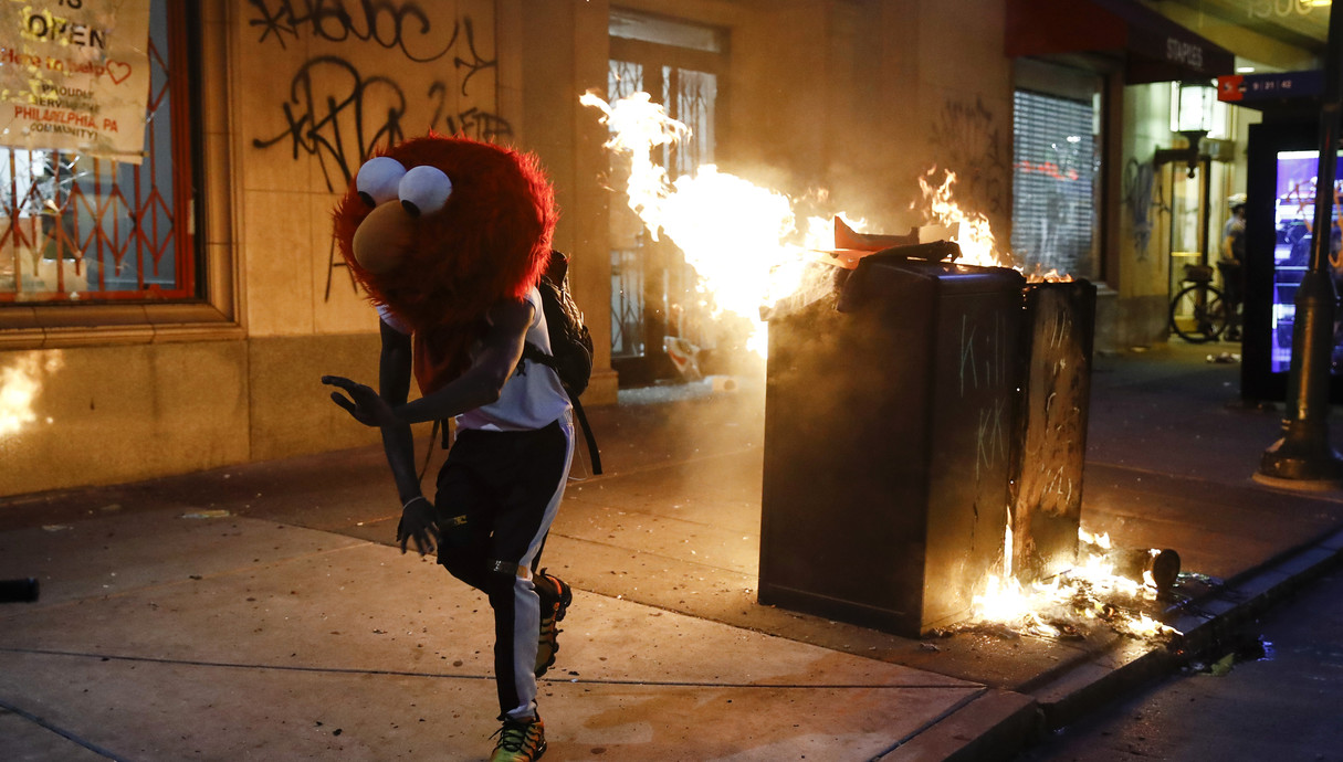 מהומות בפילדלפיה (צילום: ap)