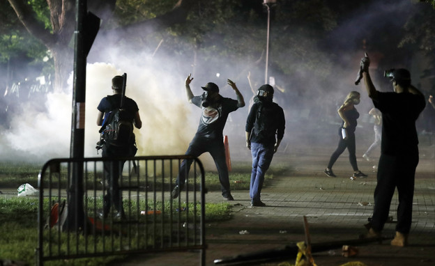 המהומות בוושינגטון ארצות הברית (צילום: AP)