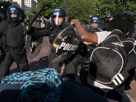 המהומות ברחובות ארה"ב (getty) (צילום: ספורט 5)