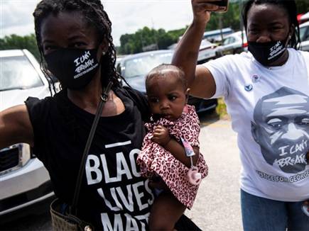 מחאת השחורים נמשכת. הצדק יושג? (Getty Images) (צילום: ספורט 5)