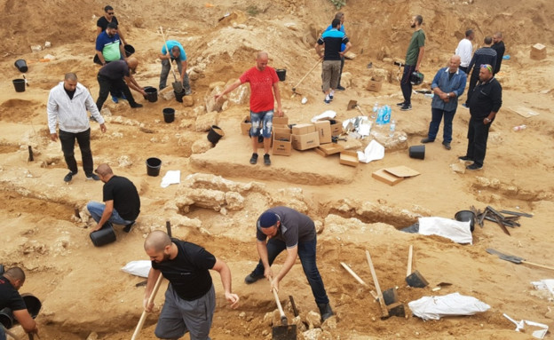 חפירות באתר המריבה ביפו (צילום: אתר יאפא 48)