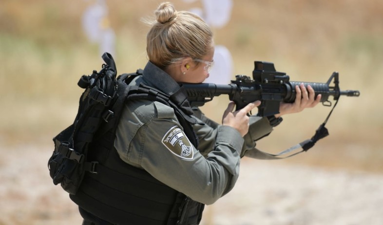 לוחמות המשטרה ומג"ב (צילום: חטיבת דוברות משטרת ישראל)