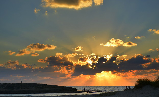 חוף הבונים (צילום: רן פרץ)