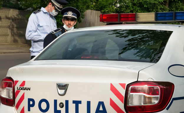 משטרת רומניה (צילום: Cristi Croitoru, shutterstock)