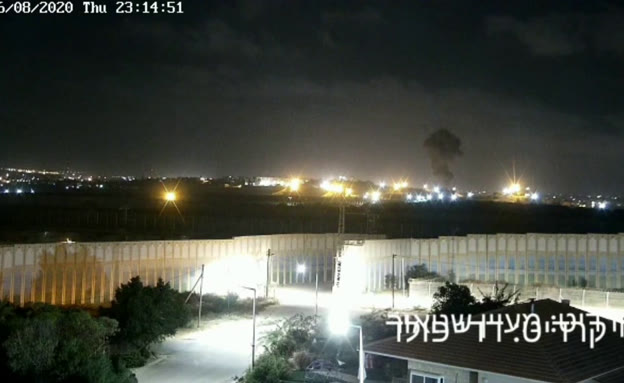 התקיפה ברצועת עזה בתגובה לשיגור בלוני התבערה (צילום: חדשות)