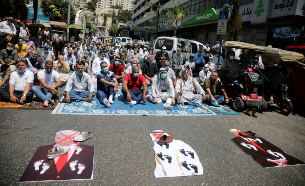 הפגנות הפלסטינים נגד ההסכם עם האמירויות (צילום: רויטרס_)