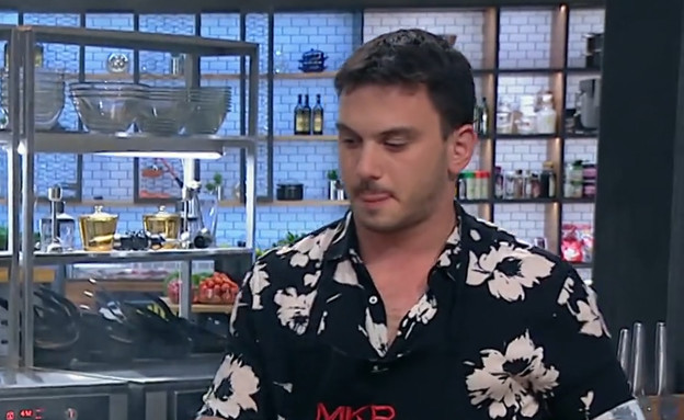 הזוגות עובדים על מנת הפתיח 