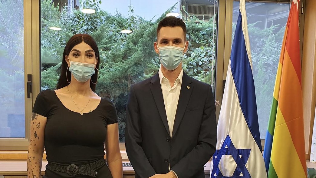 עידן רול ולינור אברג'יל עידן רול ולינור אברג'יל