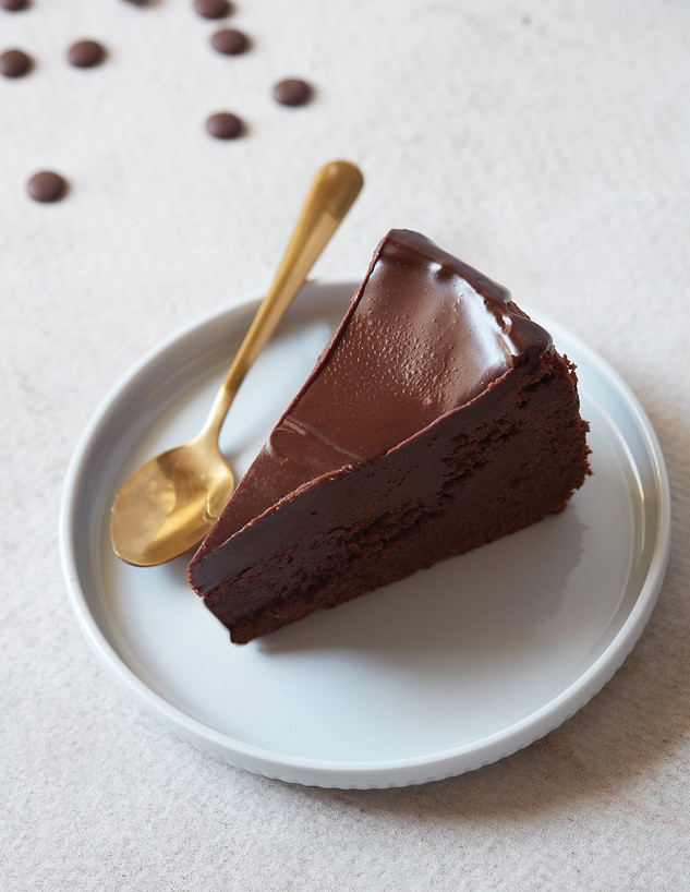 עוגת שוקולד (צילום: אפיק גבאי, מלכת המטבח, הוצאת מודן)