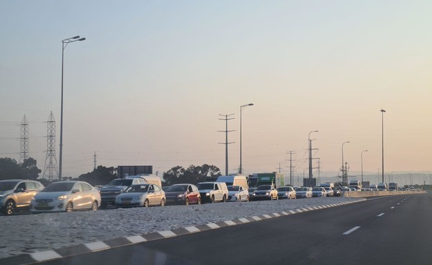 פקק בכביש 70 בצפון הארץ