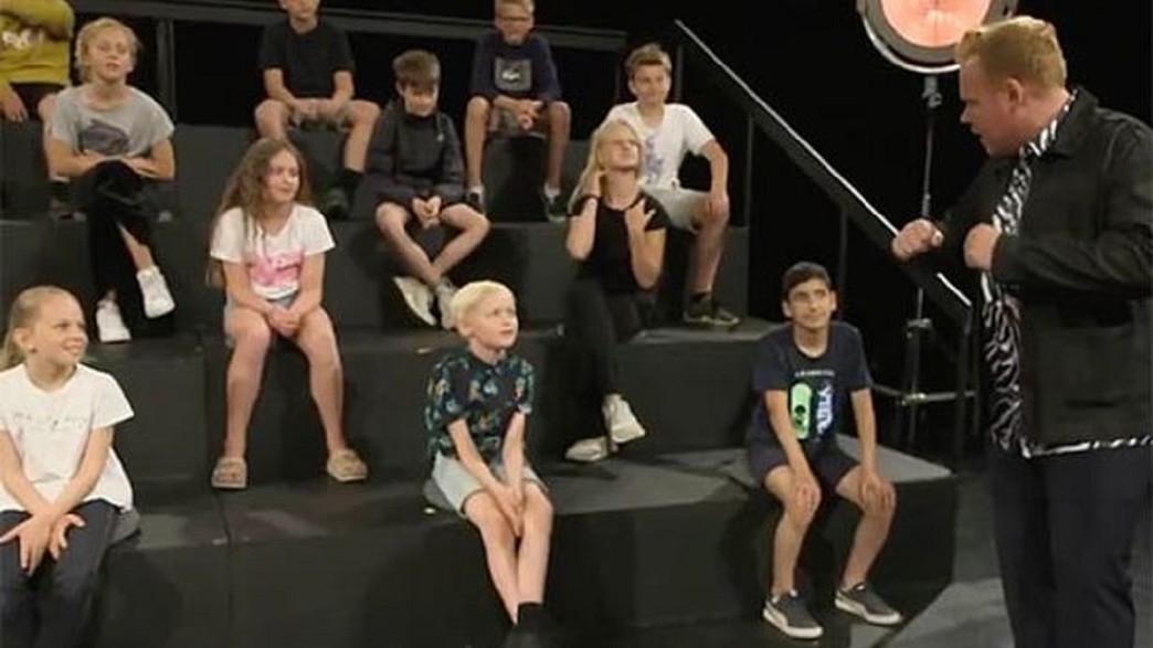 אולטרה סטריפ דאון