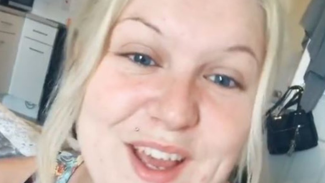 שברה את הרשת שברה את הרשת