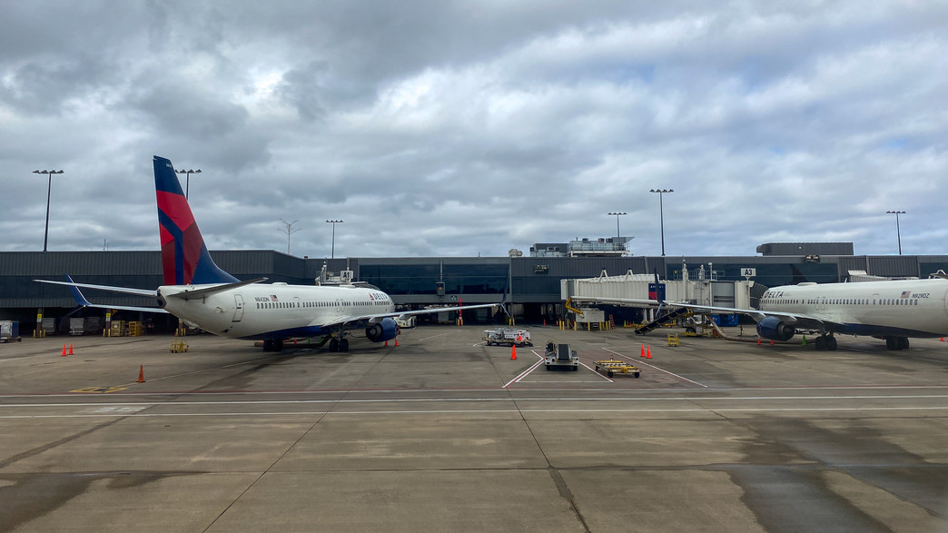 שדה תעופה בארה"ב שדה תעופה בארה"ב