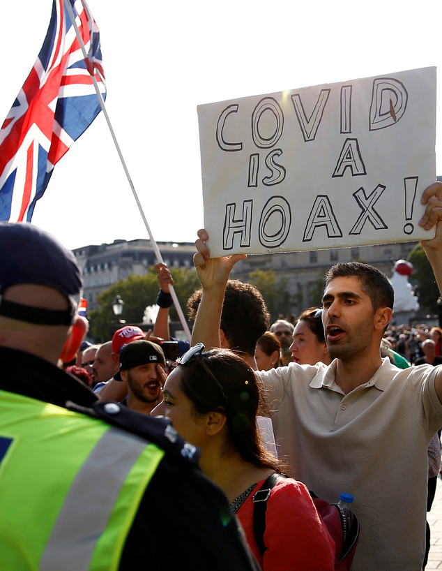 הפגנות נגד הסגר בלונדון (צילום: רויטרס)