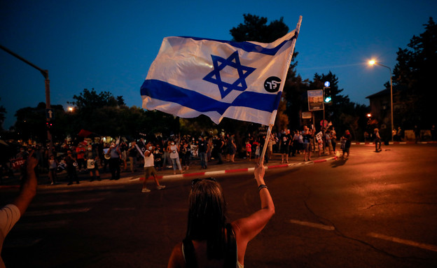 הפגנות נגד נתניהו בירושלים (עיבוד: אוליביה פיטוסי, פלאש 90)