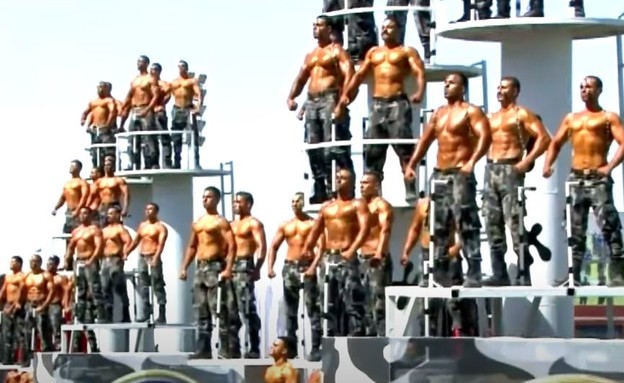 מצעד האקדמיה לשוטרים במצרים (צילום: Youtube)