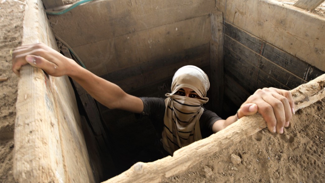טרוריסט יוצא מפיר (צילום: SAID KHATIB/AFP, GettyImages)