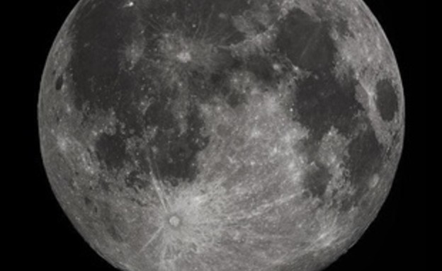מים על הירח (צילום: Gregory H. Revera )