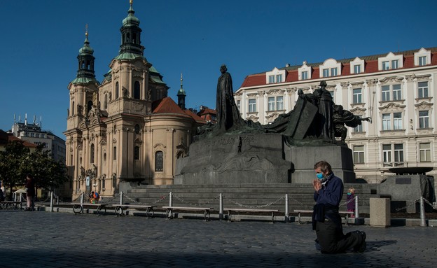 קורונה בצ'כיה (צילום: MICHAL CIZEK, AFP)