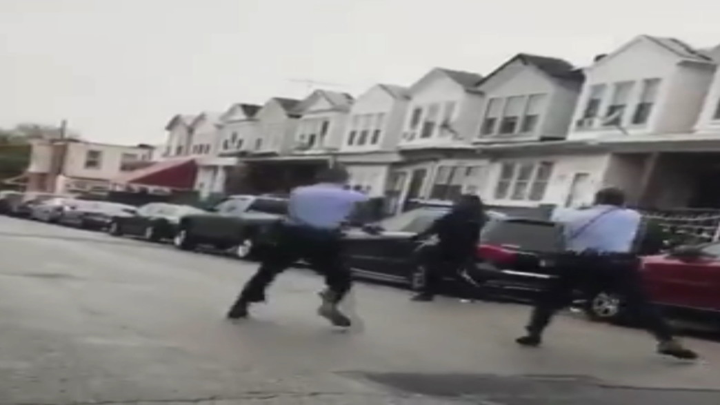 שוטרים ירו בגבר שחור בפילדלפיה