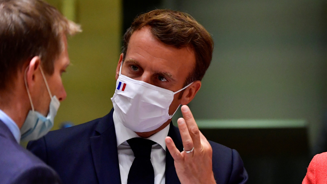 אנגלה מרקל ועמנואל מקרון בפסגת האיחוד האירופי אנגלה מרקל ועמנואל מקרון בפסגת האיחוד האירופי