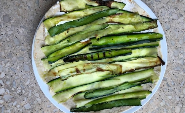 פיצה זוקיני מהירה