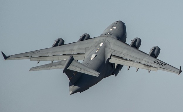 מטוס חיל האוויר הזר (צילום: Smith Collection/Gado/, GettyImages)