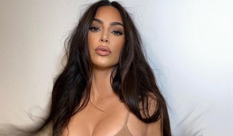 קים קרדשיאן (צילום: אינסטגרם kimkardashian)