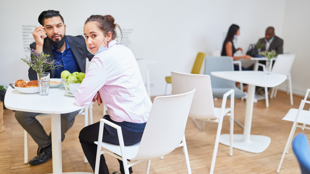הפסקת אוכל בעבודה