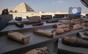 ארונות קבורה עתיקים במצרים (צילום: AP)