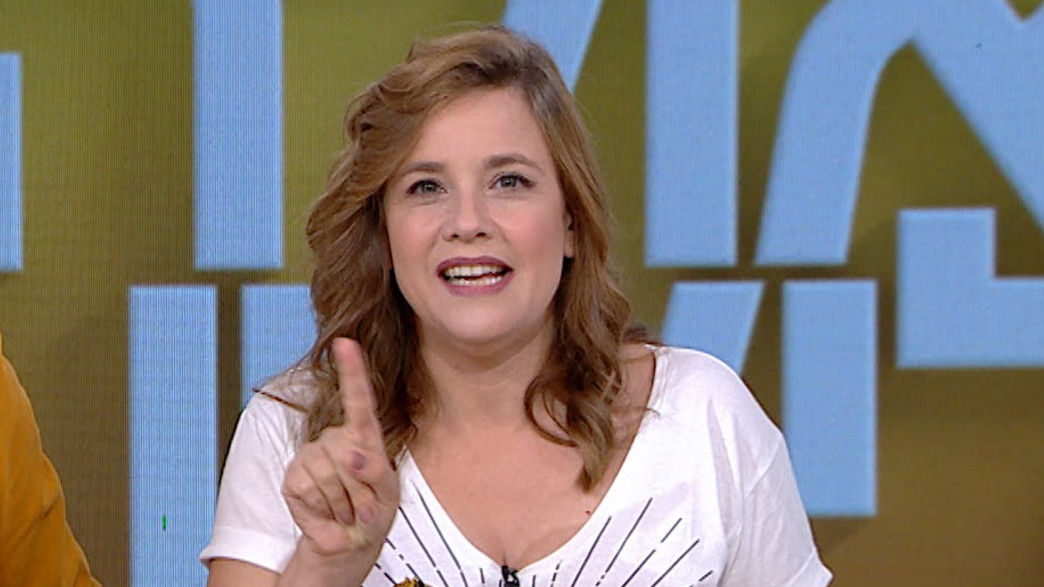 פאולה רוזנברג על תקרית חשיפת החזה בכנסת פאולה רוזנברג על תקרית חשיפת החזה בכנסת